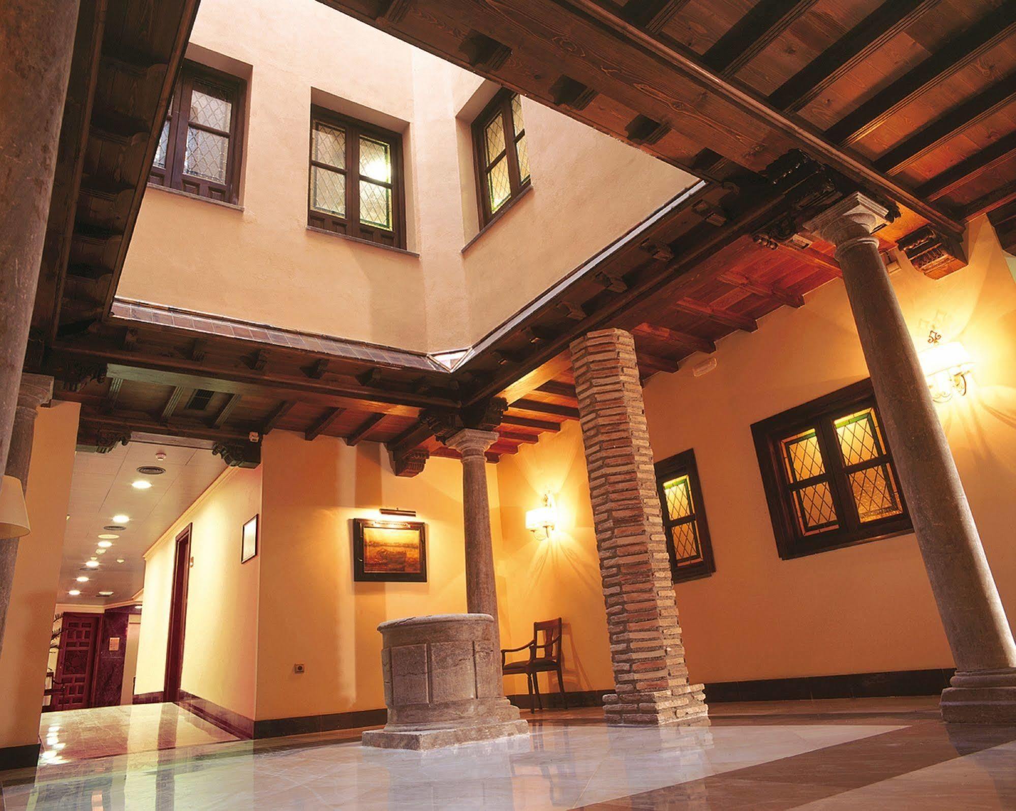 Hotel Sercotel Palacio De Gamboa